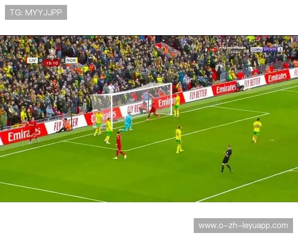 利物浦边路穿插配合制造前点冲顶头球得分